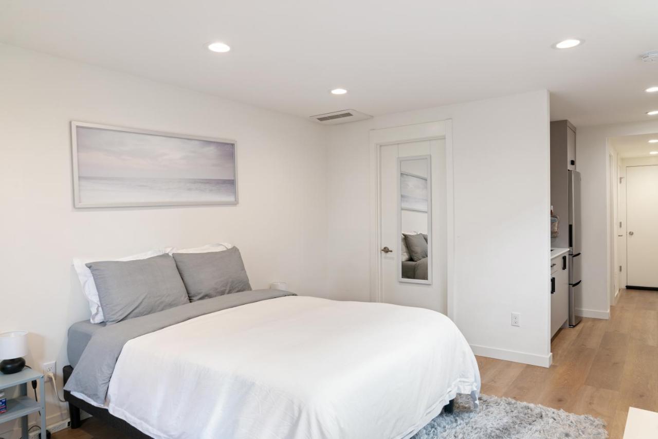 סיאטל Modern Apartment Near Light Rail מראה חיצוני תמונה